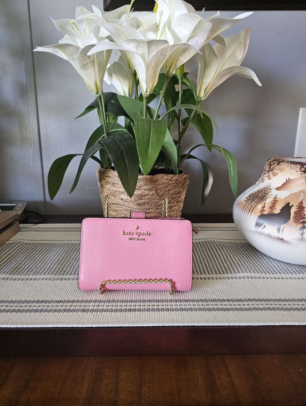 kate spade pink Saffiano leather compact wallet with gold hardware